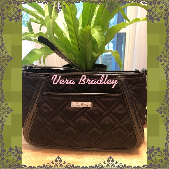 Vera Bradley Handbags - “Very, Very Vera” NWT VERA BRADLEY BAG🦋🦋
